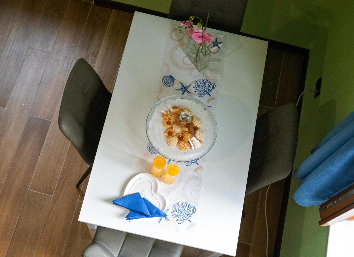 Апартаменти Casa "Positano" Da Ely - Salerno Centro Con Self Check-In Екстер'єр фото