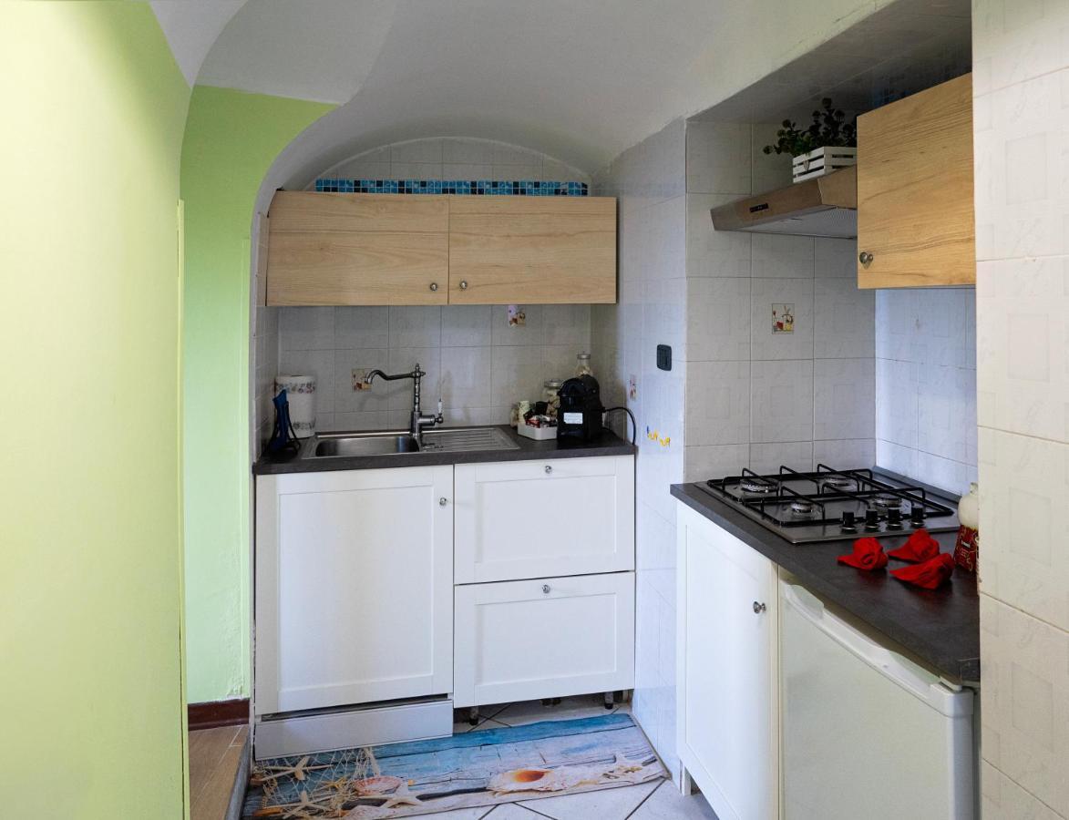 Апартаменти Casa "Positano" Da Ely - Salerno Centro Con Self Check-In Екстер'єр фото
